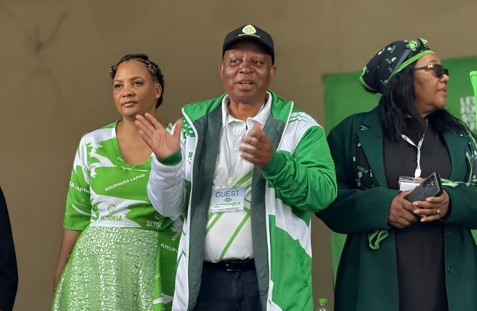 Herman Mashaba with ActionSA's Nkangala District Mayoral Candidate Mary Phadi on the left. 