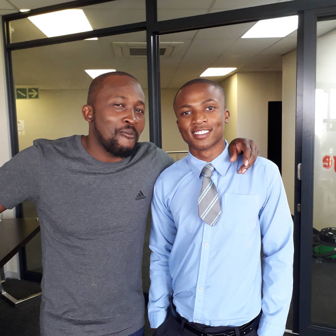 Putla Sehlapelo with fellow Skeem Saam actor Austin Rethabile.